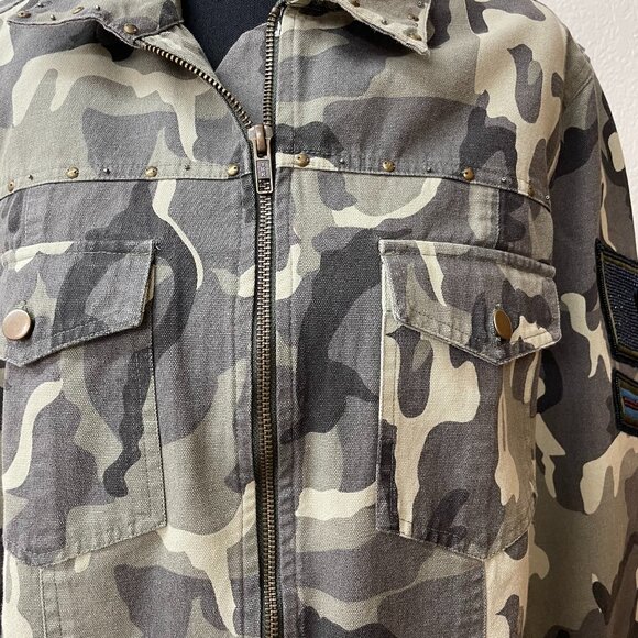 Idyllwind Fueled by Miranda Lambert Camo Jacket  Size M - Picture 1 of 8